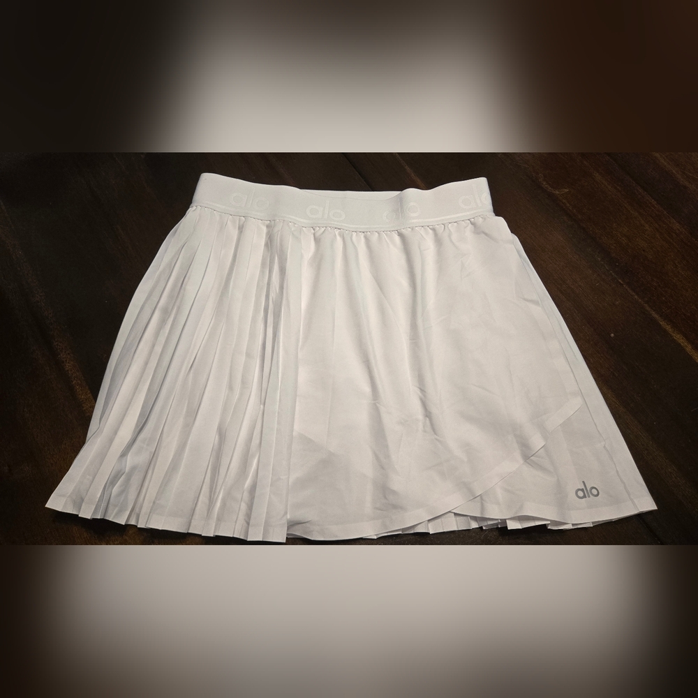 ALO Yoga White Mini Skirt